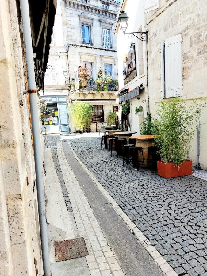Studio Cosy Dans Le Centre Historique Wifi Angoulême Exterior foto